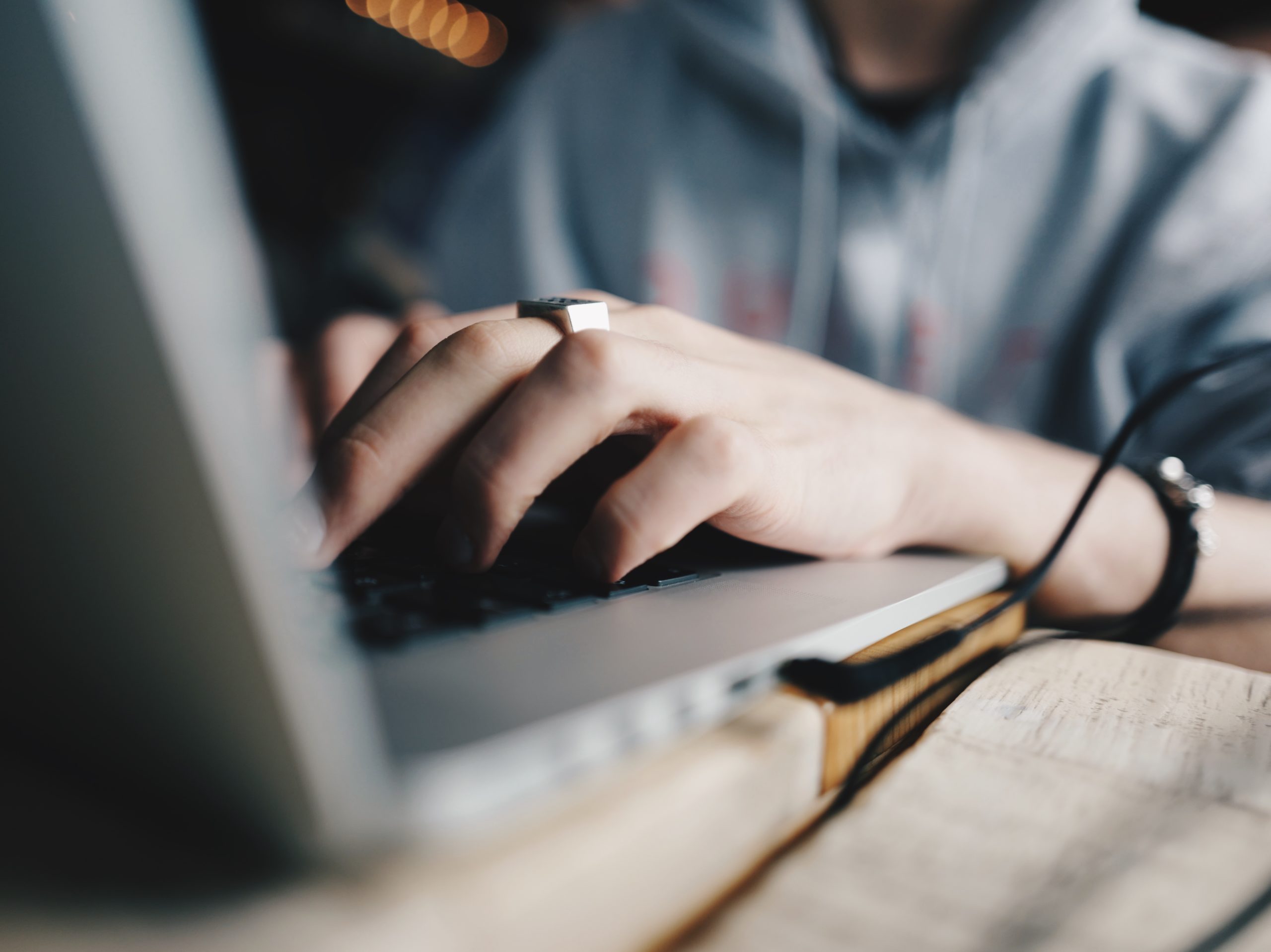 czy można podpisać umowę przez internet